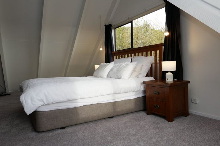 Photo of property in 67 Kotare Street, Waikanae, 5036