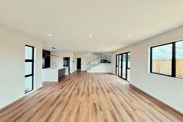 Photo of property in 2 Kobe Street, Karaka, 2580