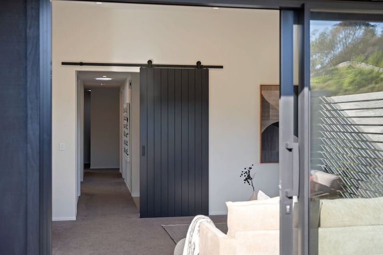 Photo of property in 9 Kaiwaru Place, Waikanae, 5036