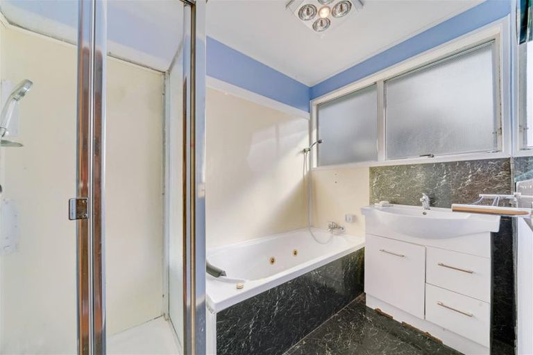 Photo of property in 7 Lipton Grove, Opaheke, Papakura, 2113