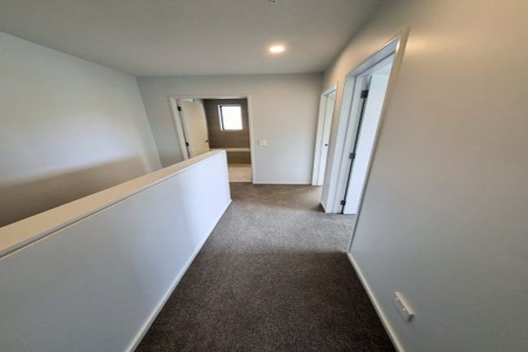 Photo of property in 17 Bee Lane, Whitby, 5024