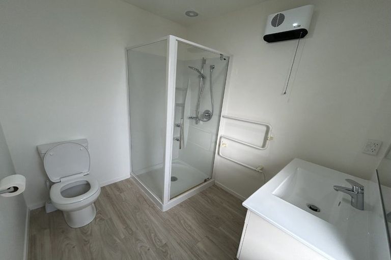 Photo of property in 7 Saint Adela Place, Woolston, Christchurch, 8062