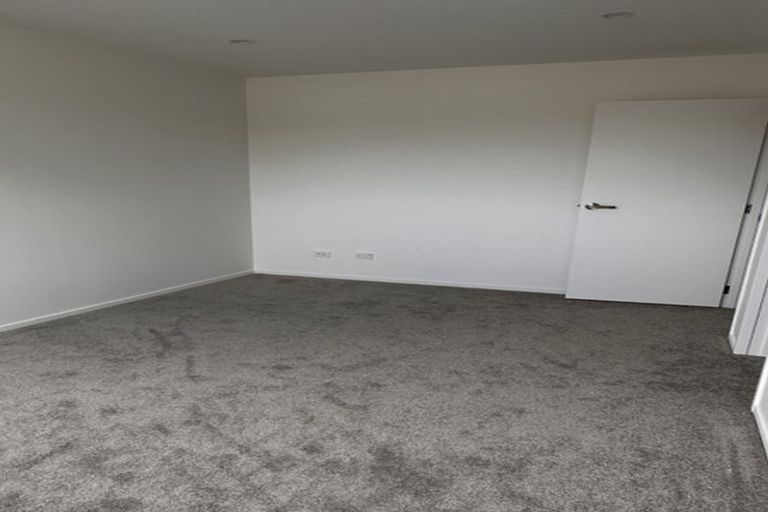 Photo of property in 20 Edwards Avenue, Henderson, Auckland, 0610