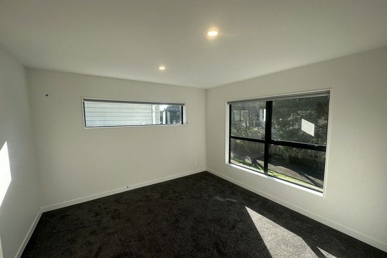 Photo of property in 39a Kuripaka Crescent, The Gardens, Auckland, 2105