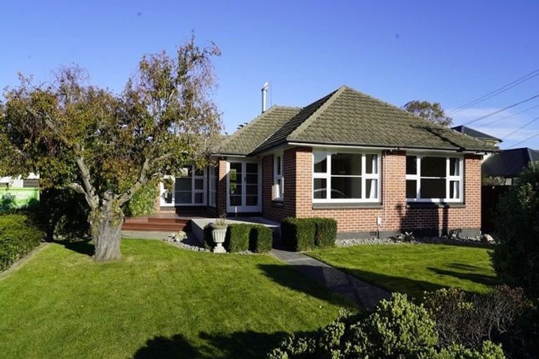Photo of property in 10 Renwick Place, Hillmorton, Christchurch, 8025