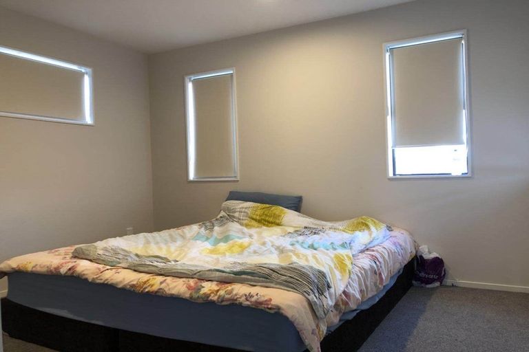 Photo of property in 30 Toanui Road, Hobsonville, Auckland, 0616