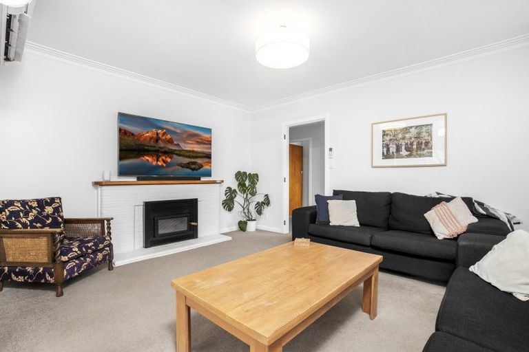 Photo of property in 16 Jennifer Place, Papatoetoe, Auckland, 2025