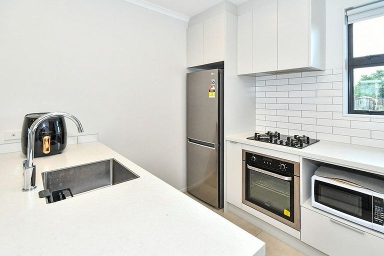 Photo of property in 39 Periko Way, Takanini, 2112
