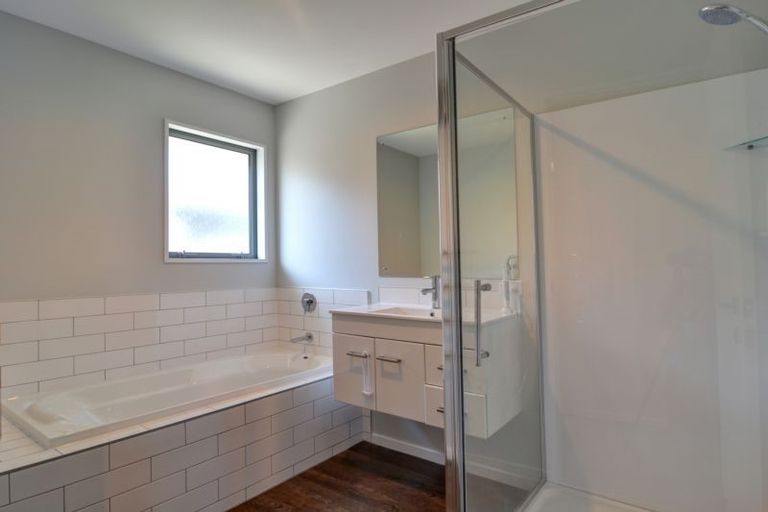 Photo of property in 8b Judge And Jury Drive, Lake Hayes, Queenstown, 9304