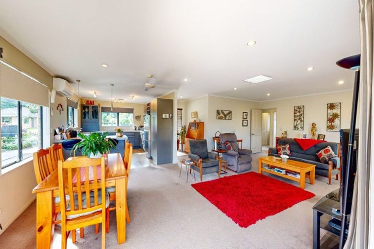 Photo of property in 10 Merrimana Drive, Thames, 3500