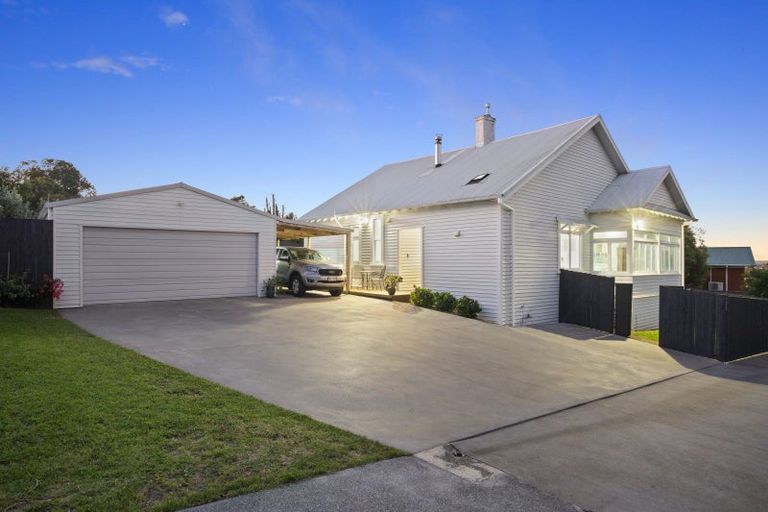 Photo of property in 192 Kitchener Road, Pukekohe, 2120