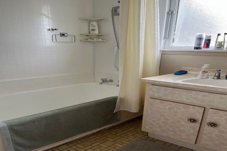 Photo of property in 24 Grey Street, Shannon, 4821