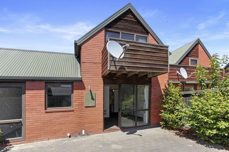 Photo of property in 8/37 Cornwall Street, St Albans, Christchurch, 8014