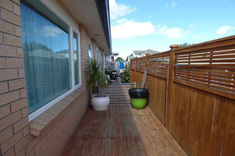 Photo of property in 8 Cambourne Road, Papatoetoe, Auckland, 2025