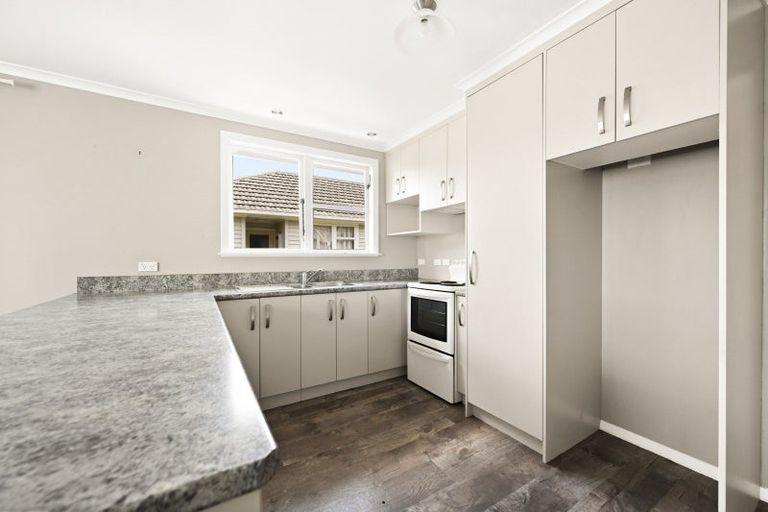 Photo of property in 32 Croall Crescent, St Andrews, Hamilton, 3200