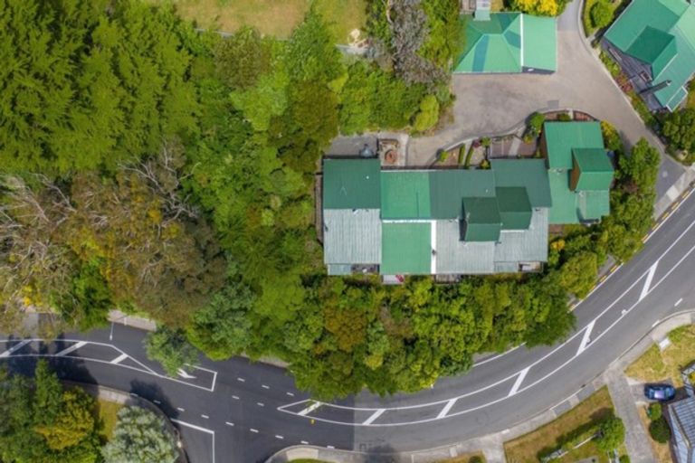 Photo of property in The Triangle, 1/33 Halswater Drive, Churton Park, Wellington, 6037