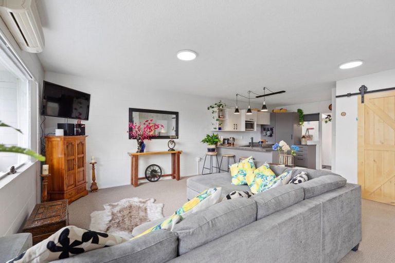 Photo of property in 2/110 Hamilton Street, Tauranga, 3110