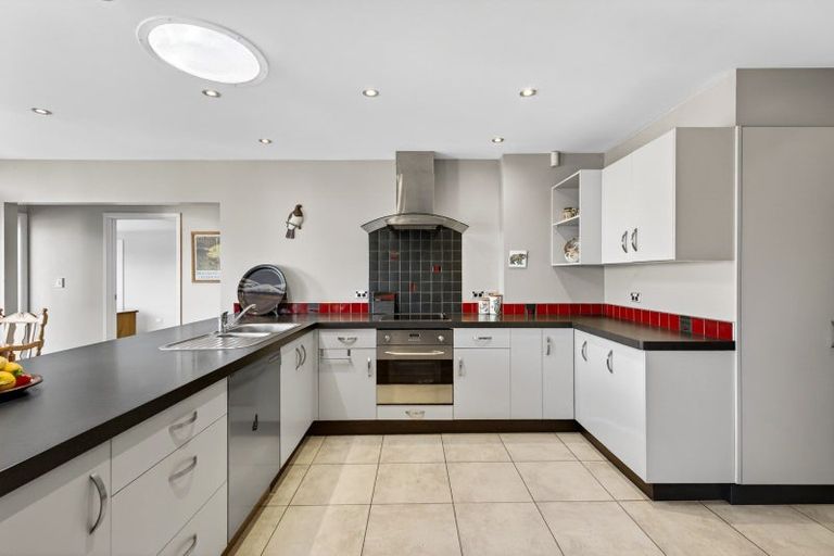 Photo of property in 1111 Haig Street, Parkvale, Hastings, 4122