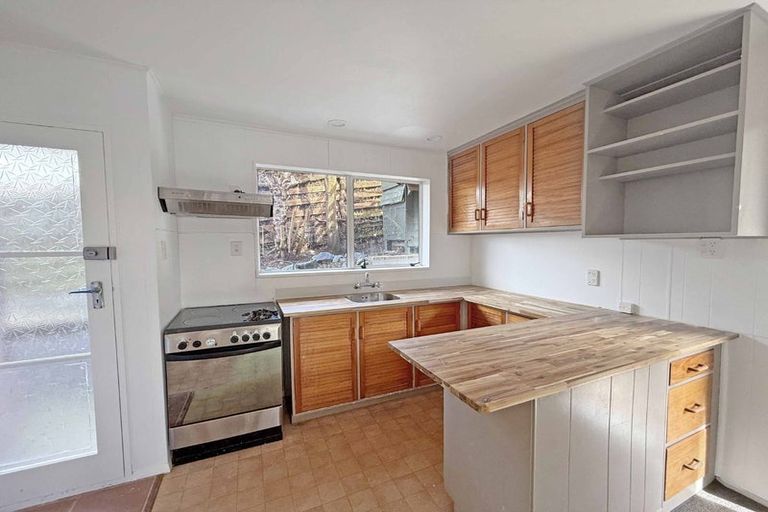 Photo of property in 4 Naseby Grove, Wainuiomata, Lower Hutt, 5014