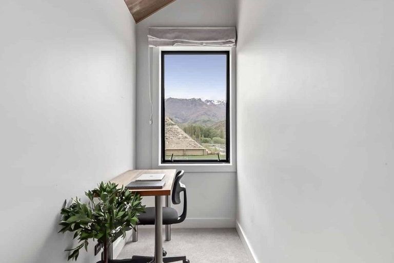 Photo of property in 2 Judare Drive, Lowburn, Cromwell, 9384
