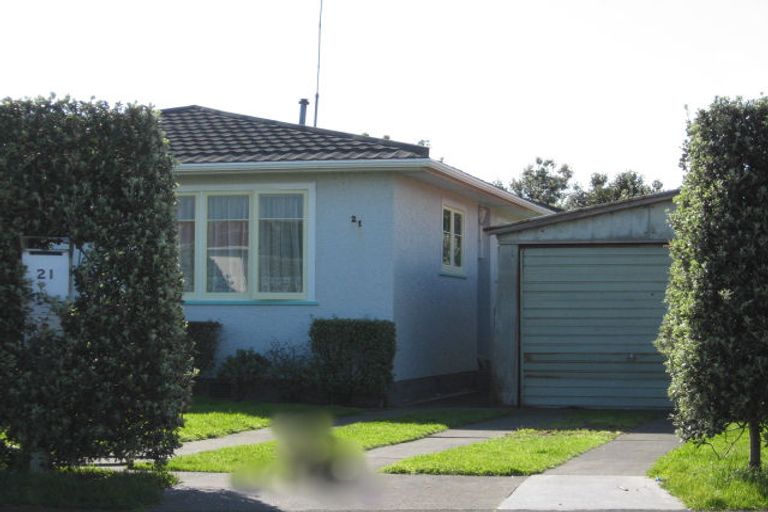 Photo of property in 21 Omori Place, Castlecliff, Whanganui, 4501