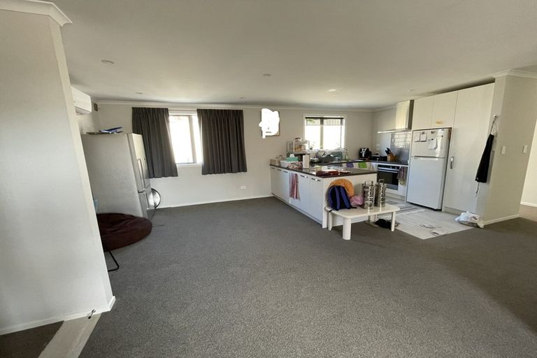 Photo of property in 4b Croydon Road, New Lynn, Auckland, 0600