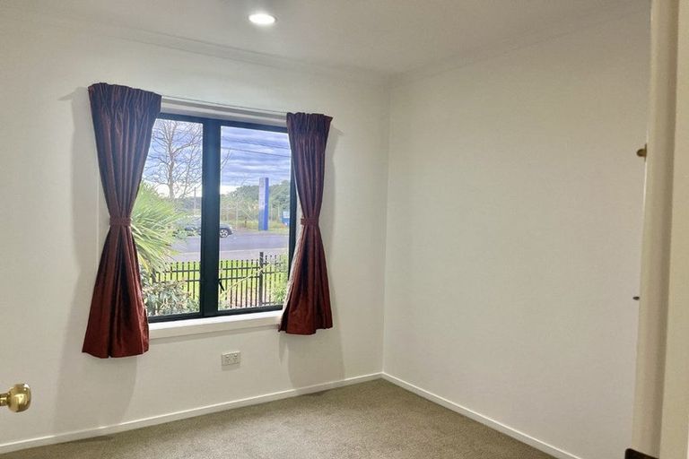 Photo of property in Tuscany Towers, 14/1 Ambrico Place, New Lynn, Auckland, 0600