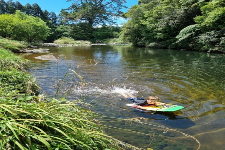 Photo of property in 218 Tarata Road, Inglewood, 4387