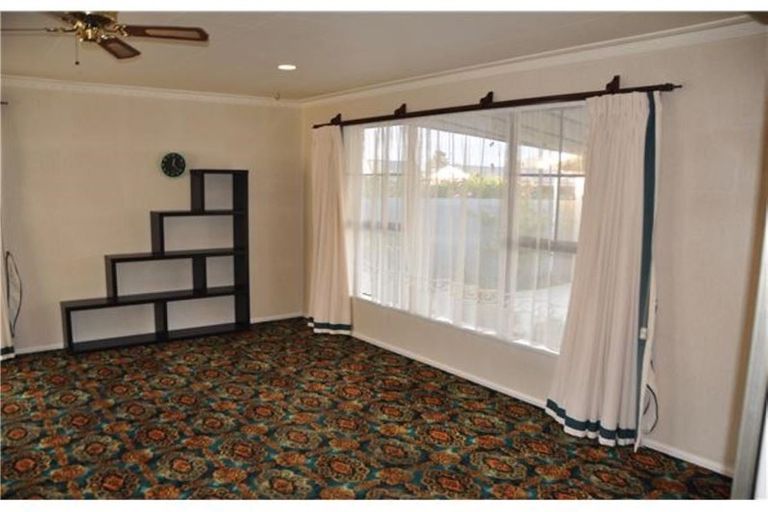 Photo of property in 38 Boston Avenue, Hornby, Christchurch, 8042