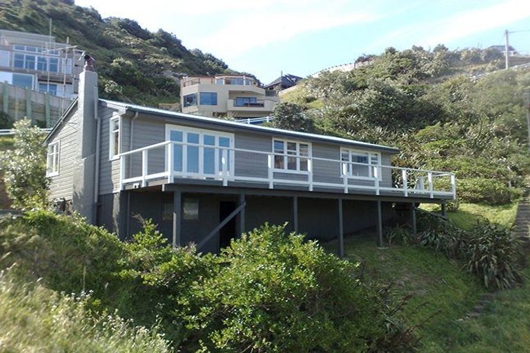 Photo of property in 57 High Street, Island Bay, Wellington, 6023