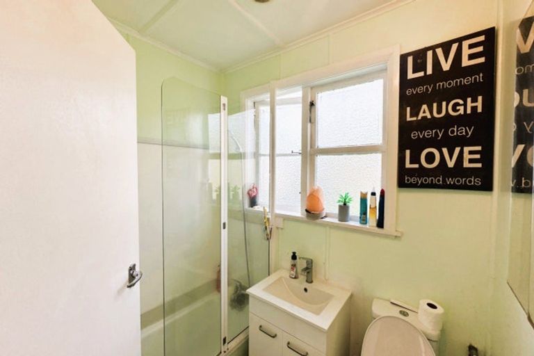 Photo of property in 18 Takahe Street, Taihape, 4720