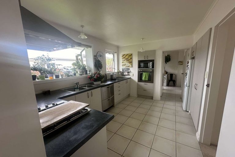 Photo of property in 2 Cudby Street, Woburn, Lower Hutt, 5010