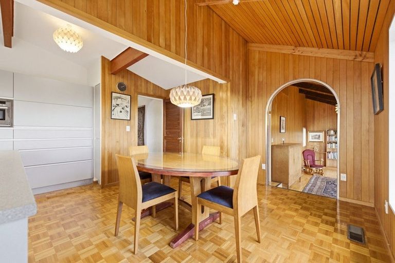 Photo of property in 31 Janice Place, Mount Pleasant, Christchurch, 8081