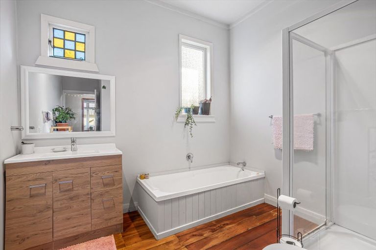 Photo of property in 118 Annett Road, Kumeu, 0891