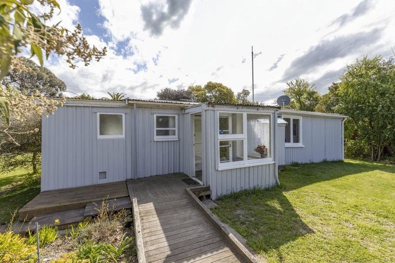 Photo of property in 35 Penfold Square, Leithfield, 7481