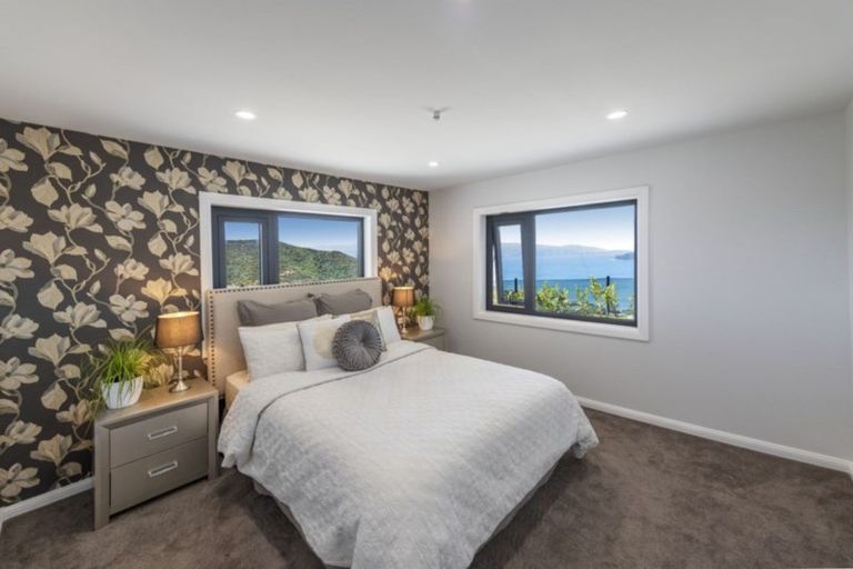 Photo of property in 35 Grumman Lane, Newlands, Wellington, 6037