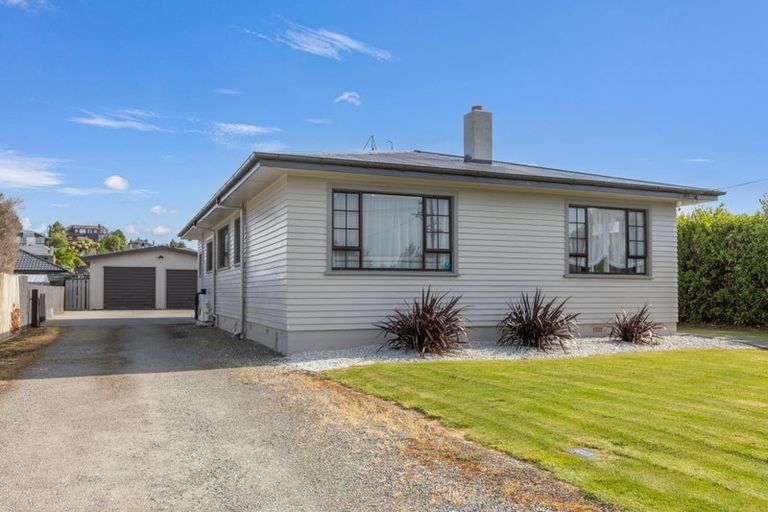 Photo of property in 15 Irving Street, Gore, 9710