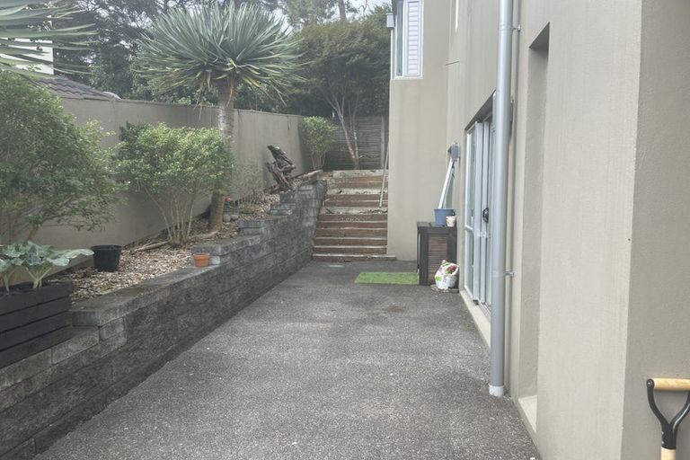 Photo of property in 17 Mansion Court, West Harbour, Auckland, 0618