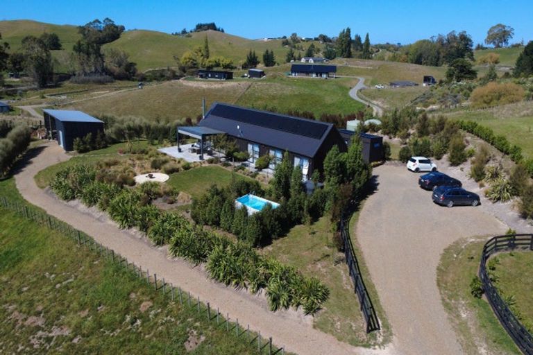 Photo of property in 64b Racecourse Road, Waipawa, 4210