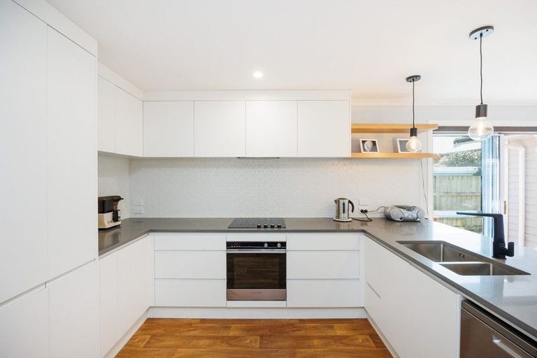 Photo of property in 136a Heretaunga Street, Palmerston North, 4414