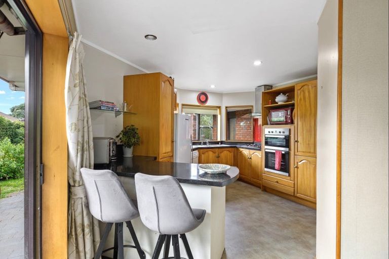 Photo of property in 24 Maygrove Drive, Orewa, 0931