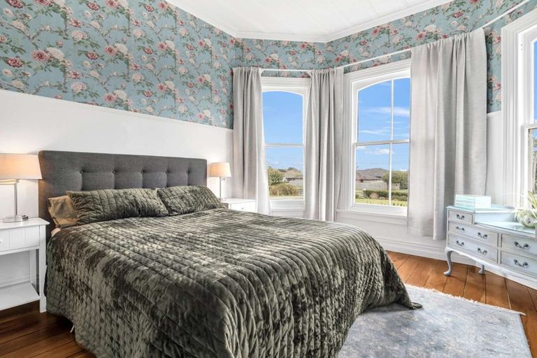 Photo of property in 43 Colombo Road, Waiuku, 2123