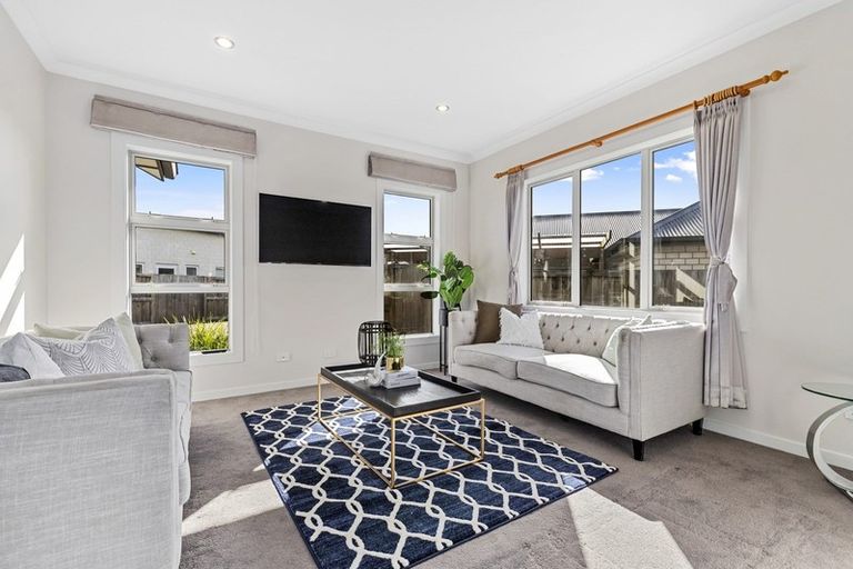 Photo of property in 27 Teatree Close, Huntington, Hamilton, 3210