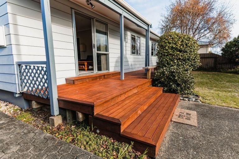 Photo of property in 15 Linwood Drive, Paraparaumu, 5032