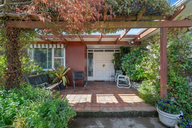 Photo of property in 16 Queen Alexandra Street, Lansdowne, Masterton, 5810