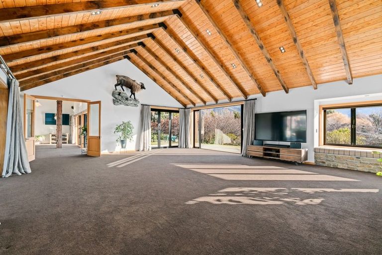 Photo of property in 46 Ballantyne Road, Wanaka, 9305