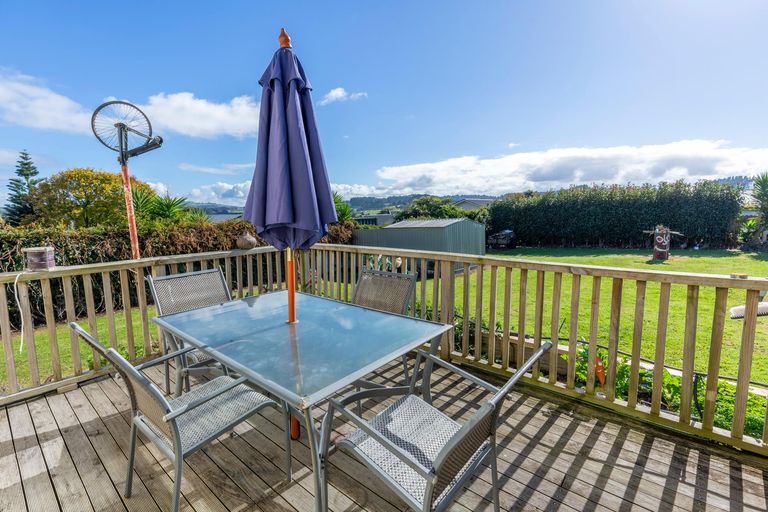 Photo of property in 44 Jellicoe Avenue, Tuakau, 2121