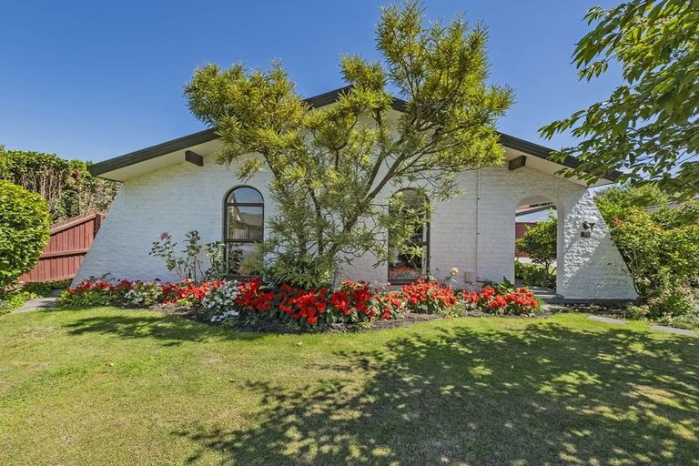 Photo of property in 74 Sabys Road, Halswell, Christchurch, 8025