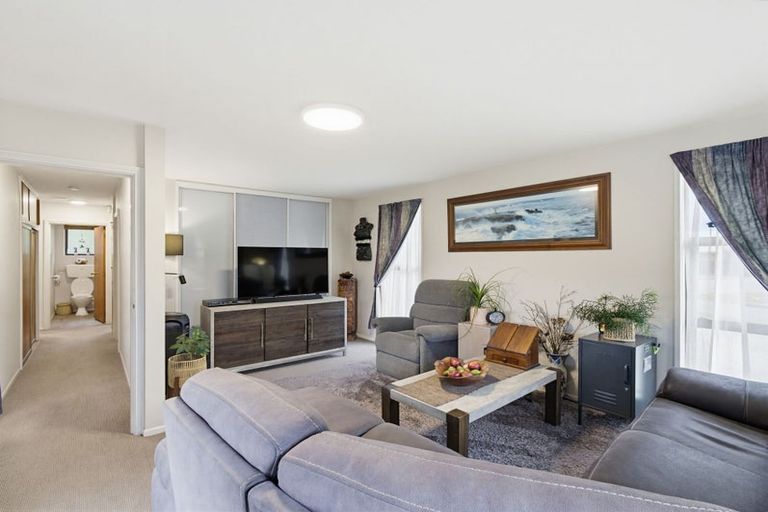 Photo of property in 9 Glenys Place, Broomfield, Christchurch, 8042
