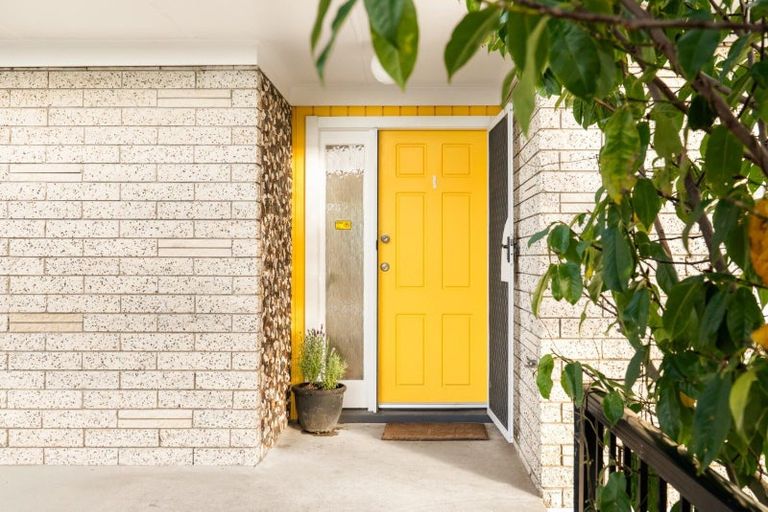 Photo of property in 32 Upland Street, Brookfield, Tauranga, 3110